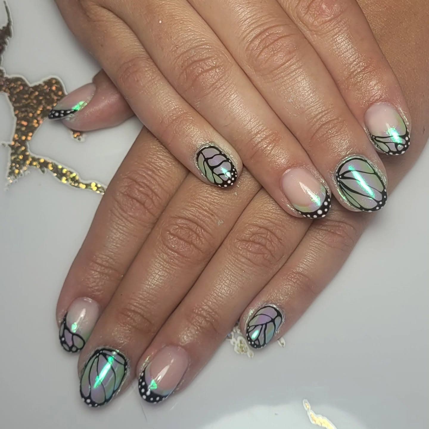 Remplissage gel - Nail art papillon + chrome